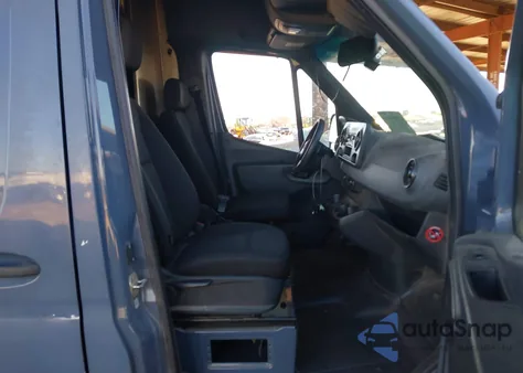 2019 Mercedes-Benz Sprinter 2500 High Roof V6 z USA, uszkodzony, nr VIN WD4PF1CD5KP146699